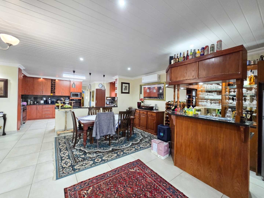 3 Bedroom Property for Sale in Stilbaai Wes Western Cape